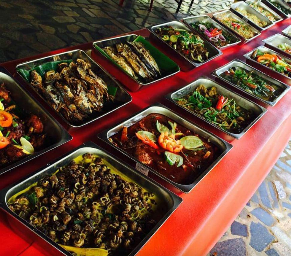 Kedai Makan en Miri, Malaysia: Panduan Lengkap ke Restoran Lokal Terbaik di Miri 1 Kedai Makan en Miri, Malaysia: Panduan Lengkap ke Restoran Lokal Terbaik di Miri